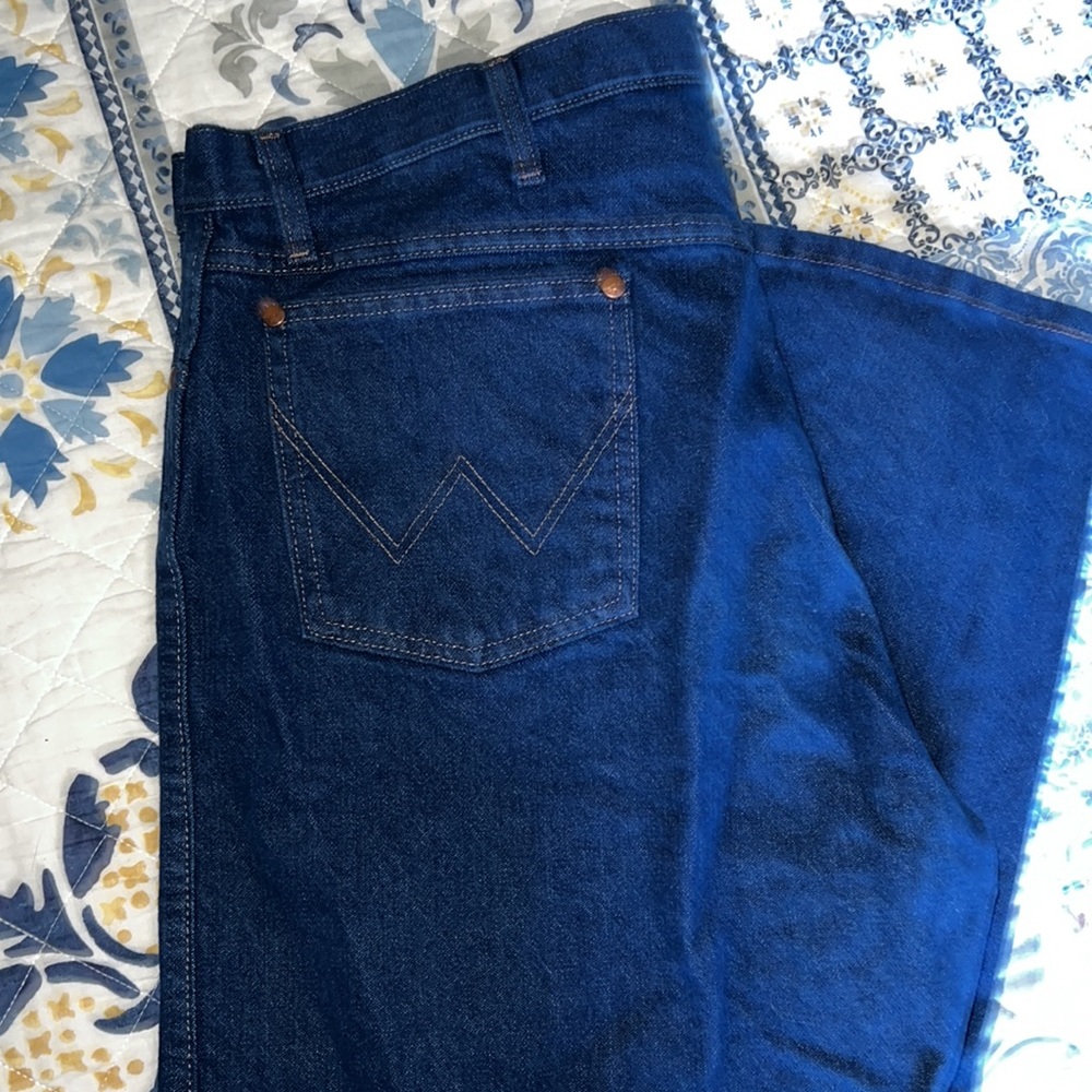 Original Fit Wrangler, ProRodeo Cowboy Cut Jeans - Picture 4 of 12